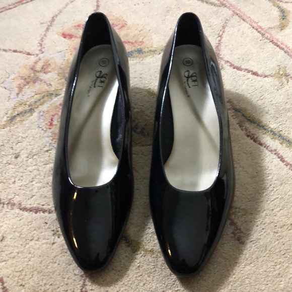 highlites Shoes - Soft Flexible Shoes By HIGHLIGHTS Women's Black Pumps Size 10 NWOT